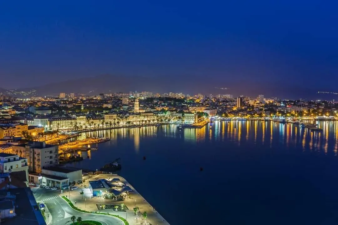 Apartments Lux Lariva, Center Of Split